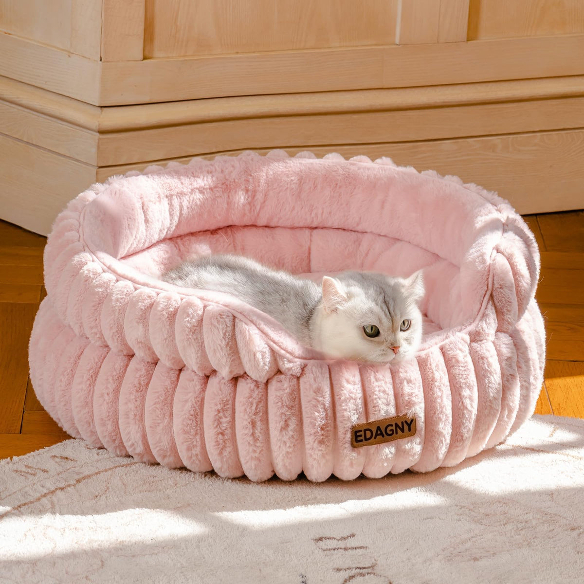 EDAGNY Calming Donut Cat Bed — Anti-Anxiety, Indoor Cats & Puppies